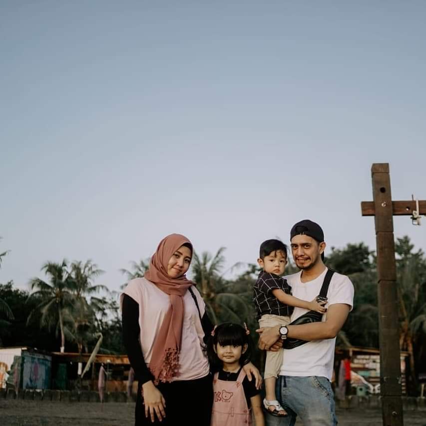 wisata pantai akkarena makassar