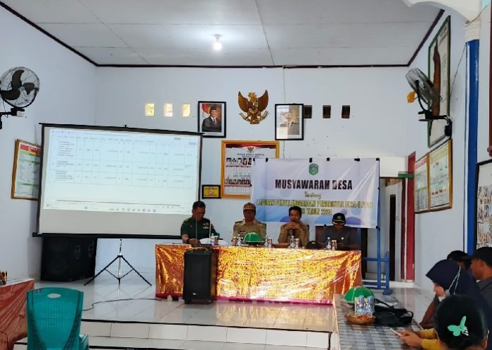 Desa Kertoraharjo, Kecamatan Tomoni Timur, menggelar musyawarah penyusunan Laporan Penyelenggaraan Pemerintahan Desa (LPPD) tahun 2024 pada Selasa, 4 Maret 2025.