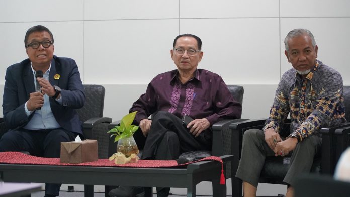 Pemerintah Provinsi Sulawesi Barat terus melanjutkan proses seleksi terbuka pengisian Jabatan Pimpinan Tinggi (JPT) Madya untuk posisi Sekretaris Daerah