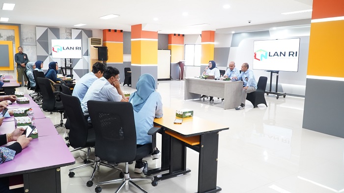 Pusat Pembelajaran dan Strategi Kebijakan Manajemen Pemerintahan (Pusjar SKMP) LAN RI menggelar Entry Meeting Audit Inspektorat LAN, Selasa, 21 Oktober 2025, di Ruang Siagian lantai 2, Gedung Pusjar SKMP LAN Makassar.