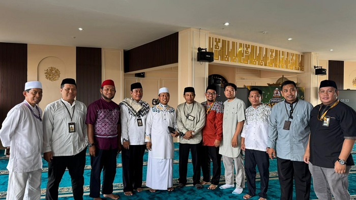 Podcast Gasspoll Das’ad Latif di SMA Islam Athirah 1 Makassar memahas Dahsyatnya Cinta Pertama