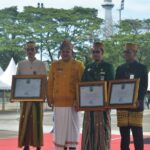 PEDOMANRAKYAT, MAKASSAR – Balai Besar Guru dan Tenaga Kependidikan, BBGTK Sulsel terima penghargaan dari Pemerintah Kota Makassar.